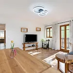 Schlegelhansenhof *